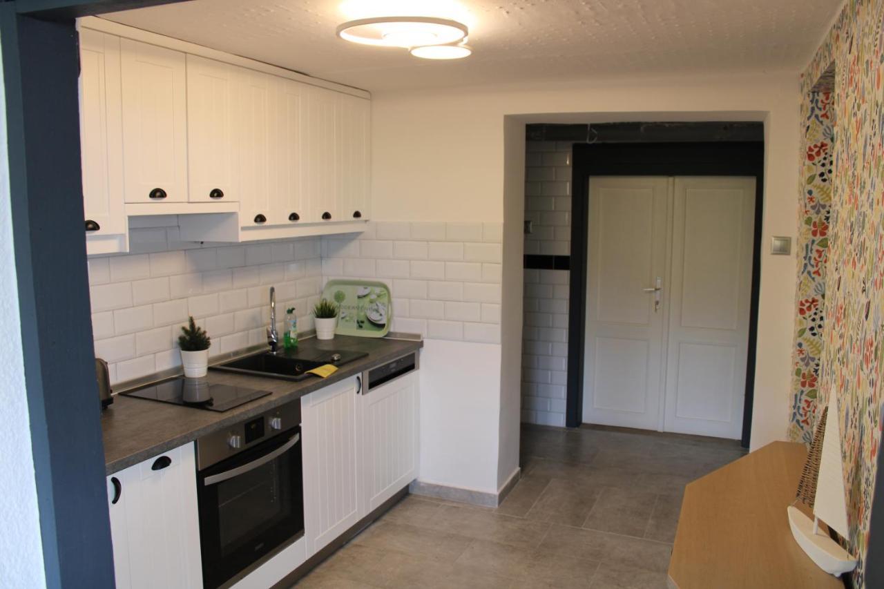 Panorama Apartmanhaz Badacsonytomaj Exteriör bild