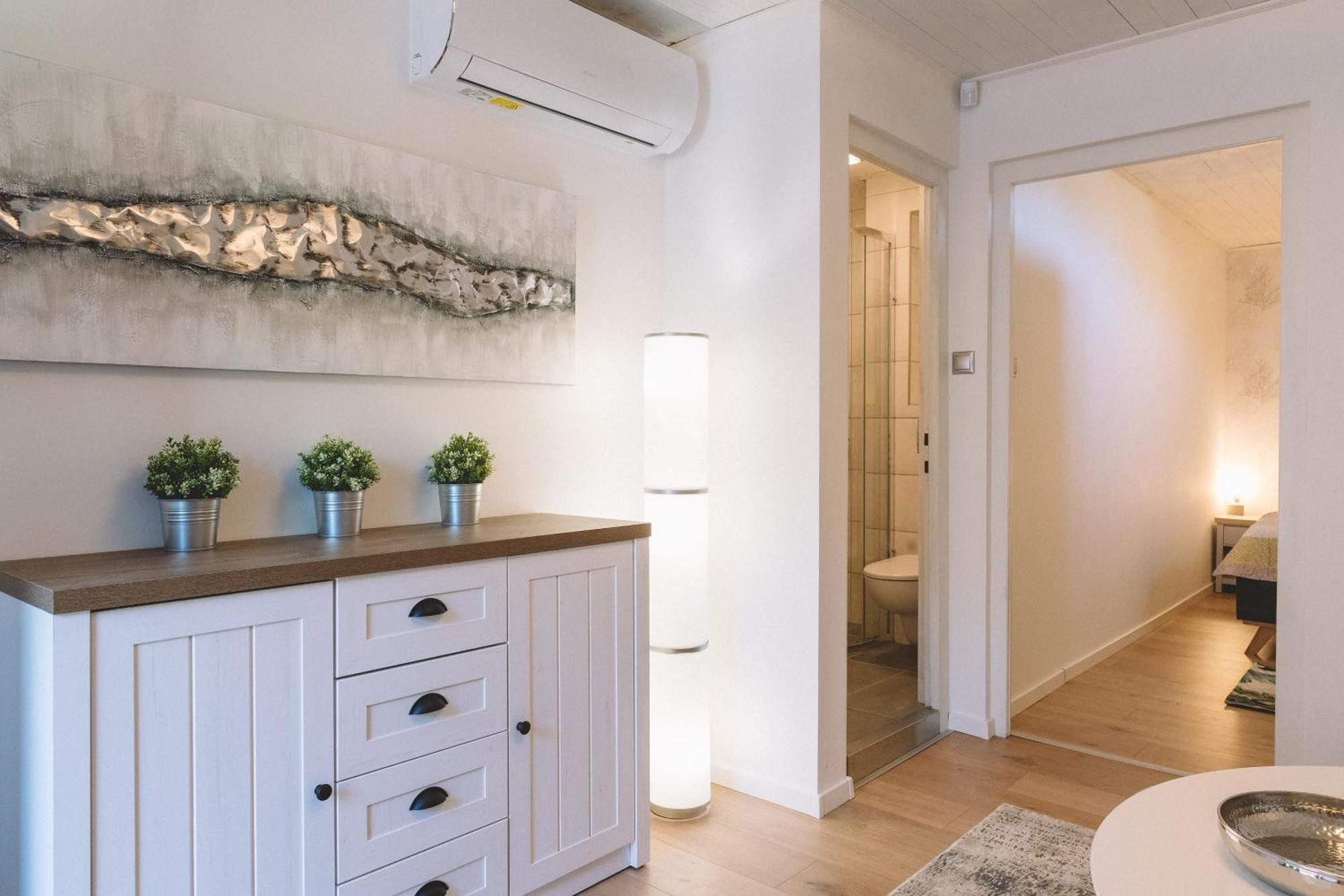 Panorama Apartmanhaz Badacsonytomaj Exteriör bild